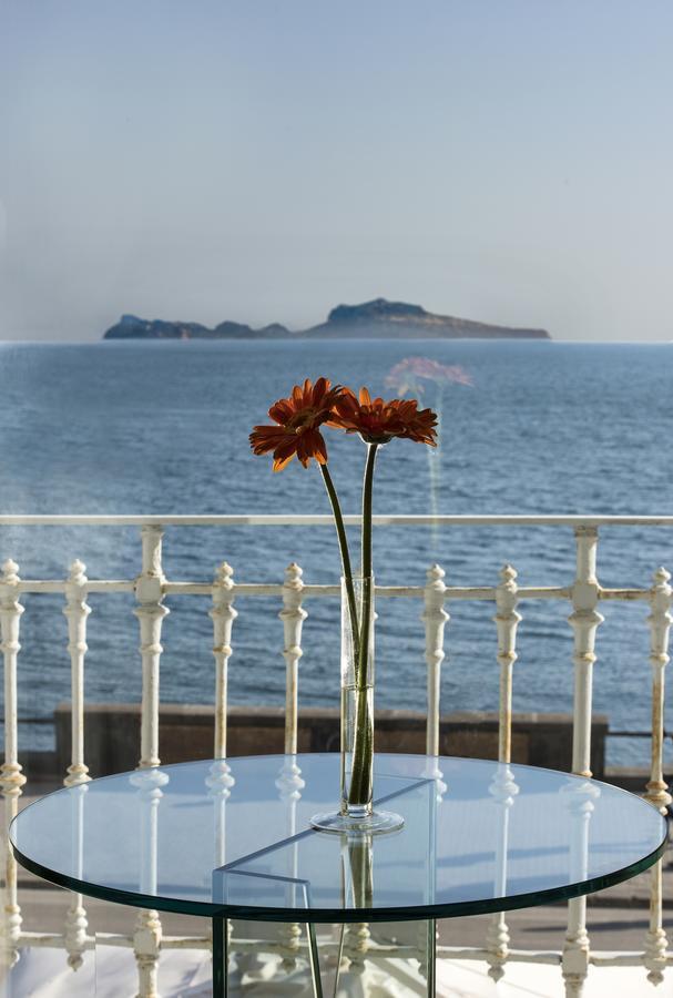 Mareluna Suite De Charme Napoli Dış mekan fotoğraf